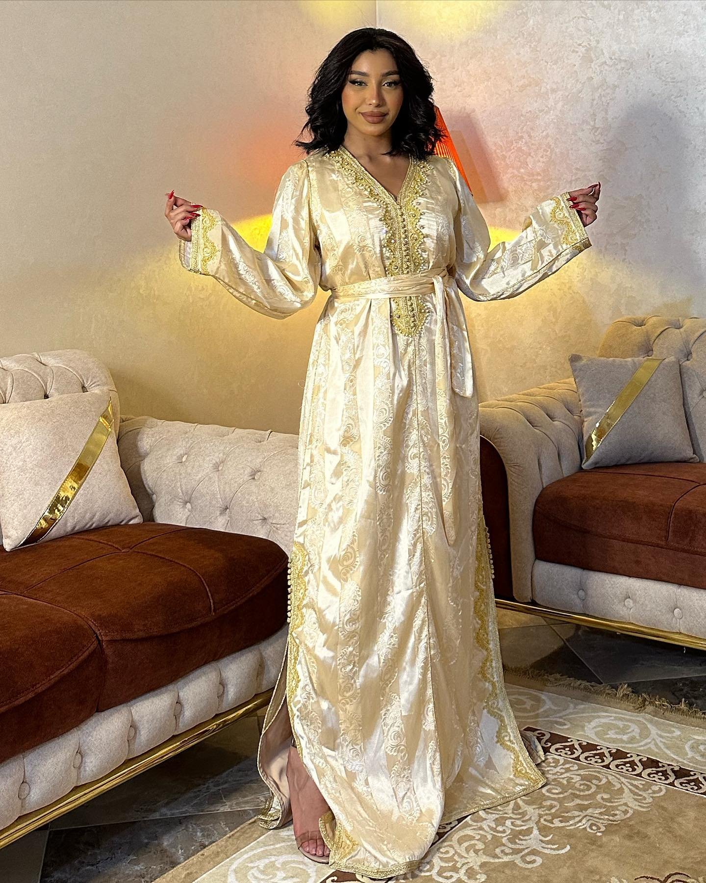 جلابات حريرية